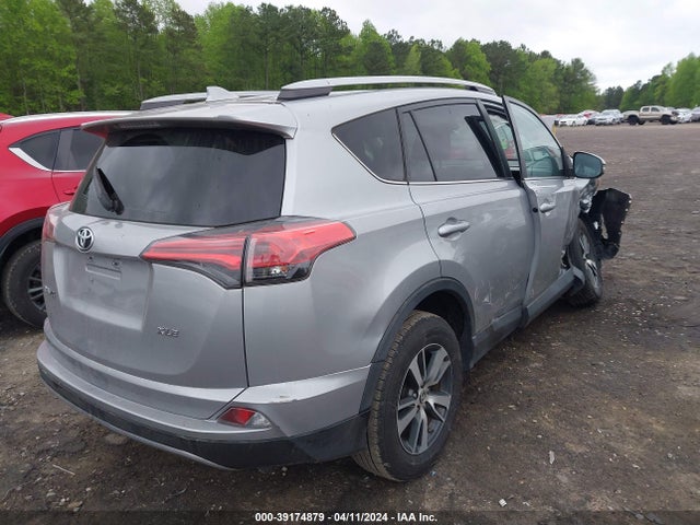 Toyota Rav4 Xle 2018 2T3WFREV0JW491555 Image 4