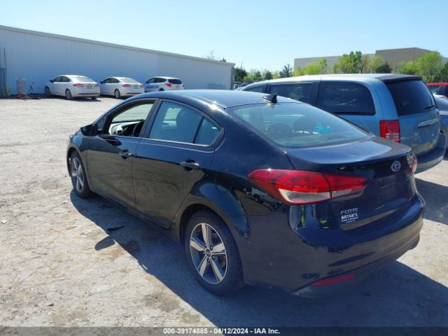 3KPFL4A79JE258563 KIA FORTE LX