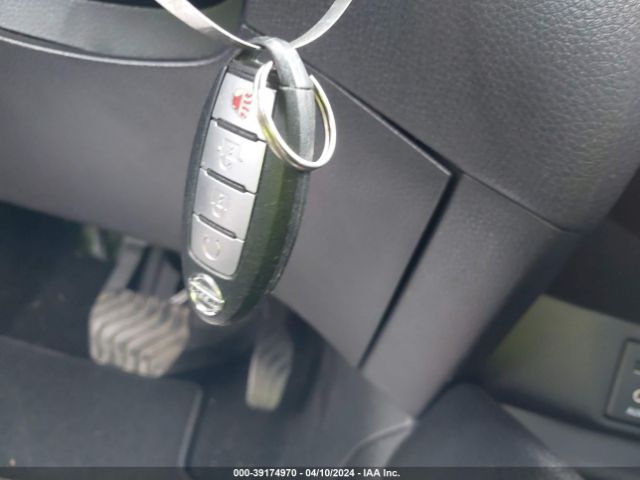 JN1BJ1CP7HW003333 Nissan Rogue Sport Sv