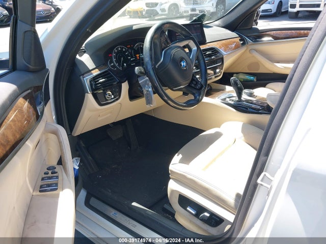 WBAJA9C53KB254044 BMW 530e Iperformance