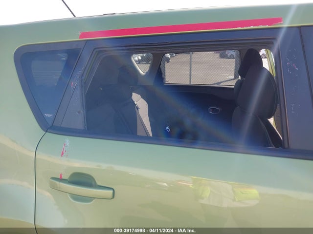 KIA SOUL + 2017 KNDJP3A54H7877752 Image 12