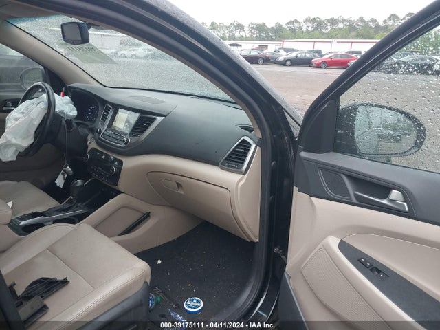 Hyundai Tucson Se Plus 2017 KM8J33A47HU444703 Image 5