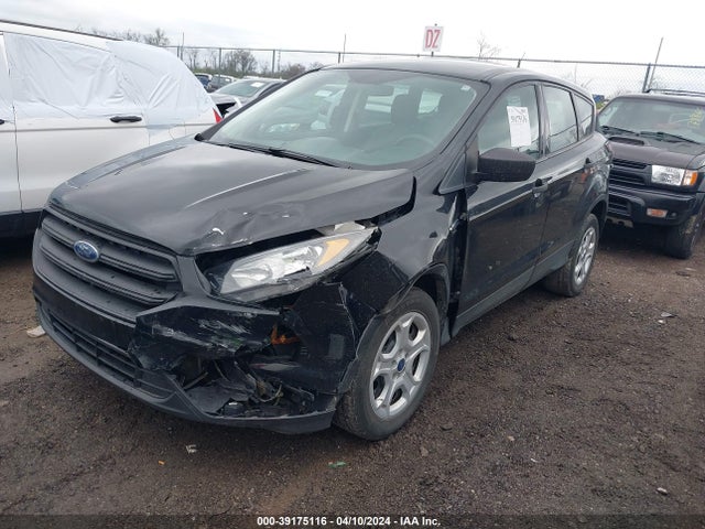 Ford ESCAPE S 2018 1FMCU0F76JUC77957 Image 2
