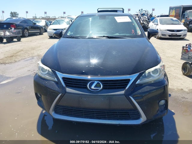 JTHKD5BH4E2188772 Lexus CT 200H
