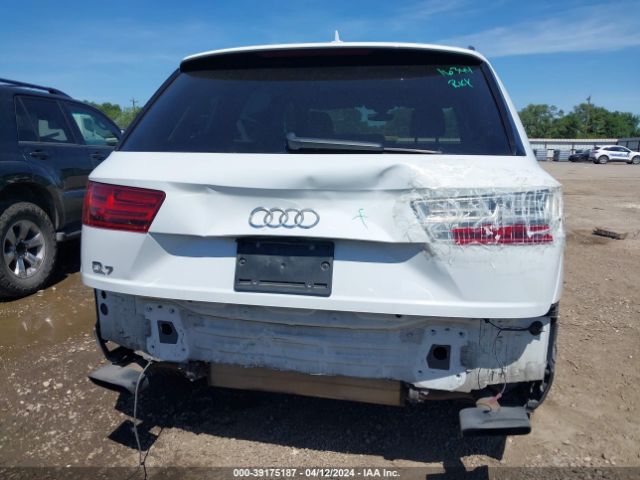 WA1VAAF75KD013197 Audi Q7 55 Premium
