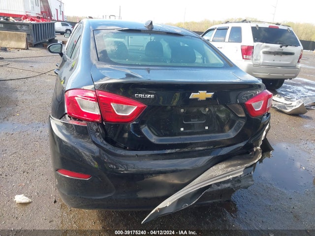 Chevrolet Cruze Ls Auto 2018 1G1BC5SM0J7191031 Image 16