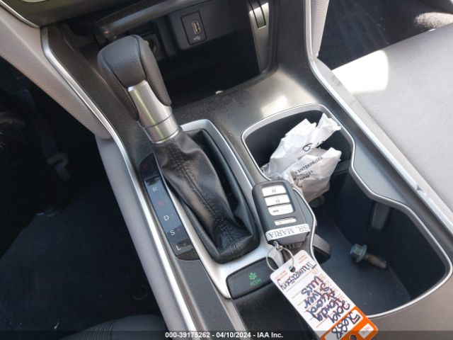 1HGCV1F12KA079853 Honda ACCORD LX