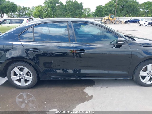 Aukcja sprzedaży 2012 Volkswagen Jetta 2.0l Tdi, vin: 3VWLL7AJ6CM388595, numer aukcji: 39175273