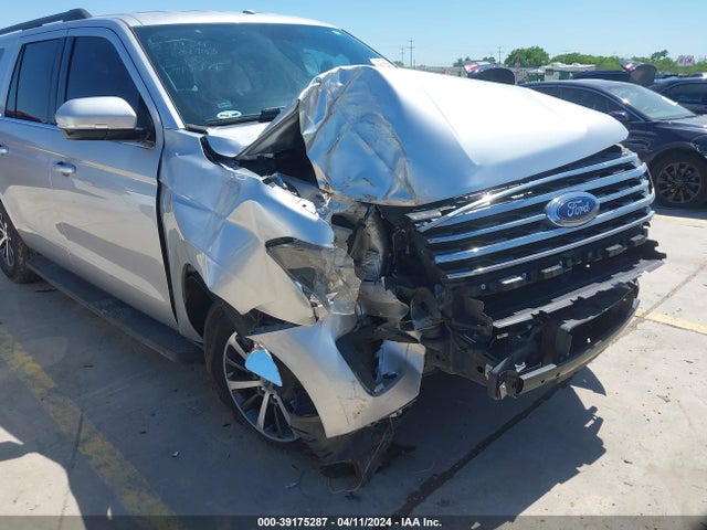 1FMJK1HT6JEA18876 Ford Expedition Max Xlt