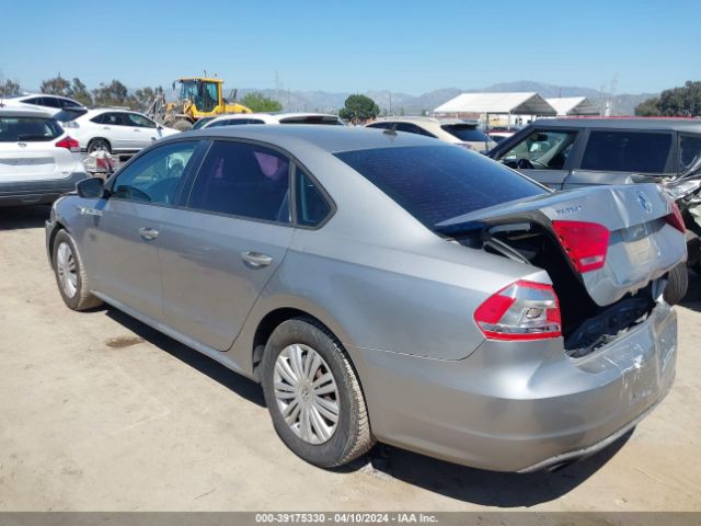 1VWAT7A37EC063757 Volkswagen Passat 1.8t S