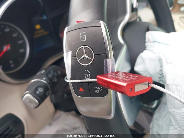W1N0G8EB9NV396470 Mercedes-Benz Glc 300 4matic Suv