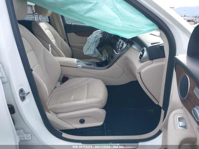 W1N0G8EB9NV396470 Mercedes-Benz Glc 300 4matic Suv