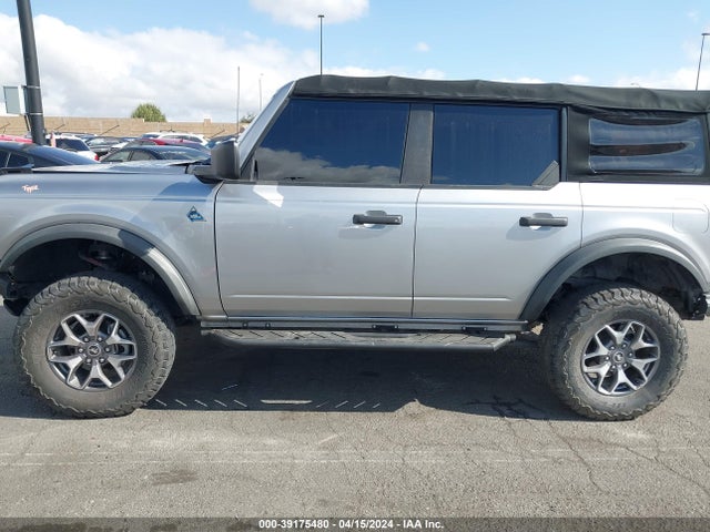 Ford Bronco Black Diamond 2021 1FMEE5BH0MLA79306 Image 14