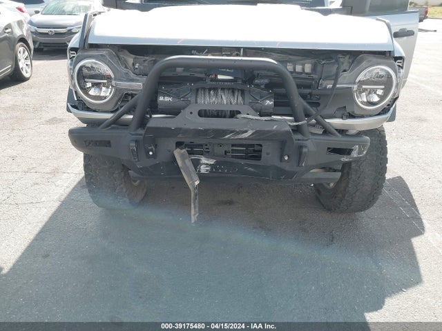 Ford Bronco Black Diamond 2021 1FMEE5BH0MLA79306 Image 6