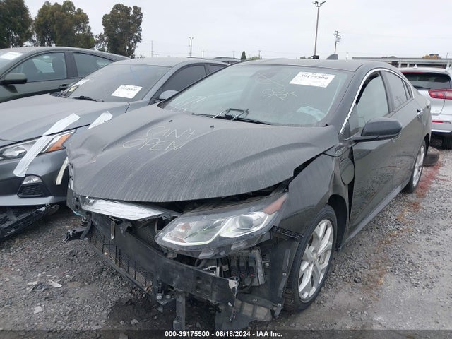 Chevrolet Volt Premier 2018 1G1RD6S57JU131369 Image 2