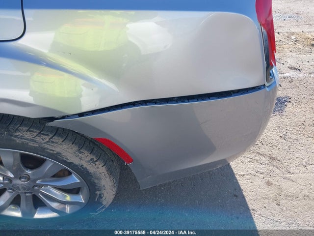 Chrysler 300c Awd 2016 2C3CCAKG2GH344170 Image 19