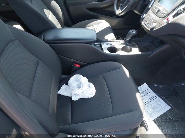 Chevrolet Malibu 1ls 2018 1G1ZB5ST6JF107518 Image 5