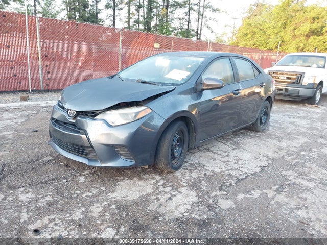 Toyota COROLLA LE 2015 5YFBURHE7FP326295 Image 2