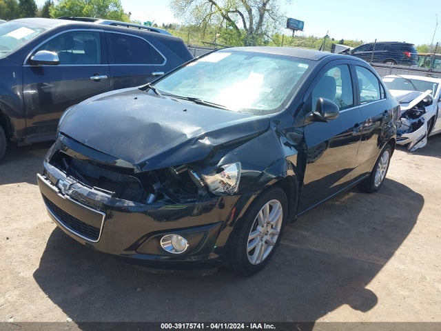 Chevrolet Sonic Lt Auto 2014 1G1JC5SH3E4193832 Image 2
