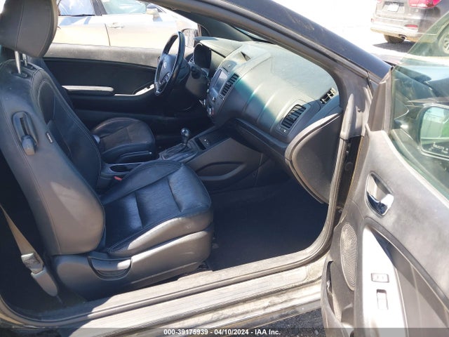 KIA Forte Koup Sx 2016 KNAFZ6A35G5601538 Image 5