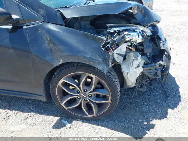 KIA Forte Koup Sx 2016 KNAFZ6A35G5601538 Image 6
