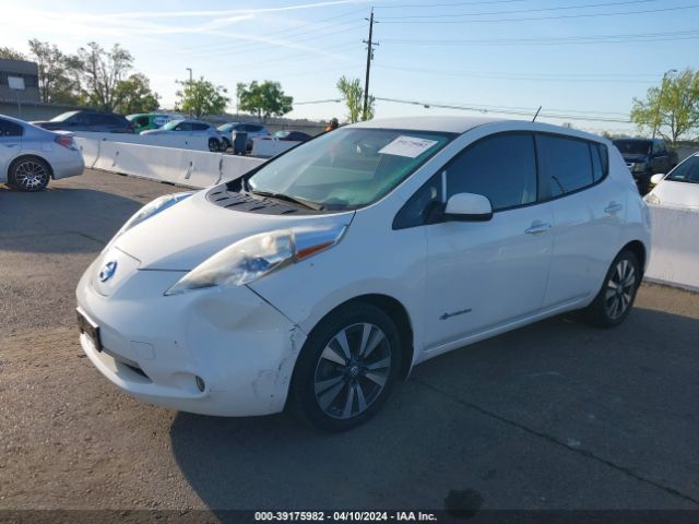 1N4AZ0CP2FC314135 Nissan LEAF SV