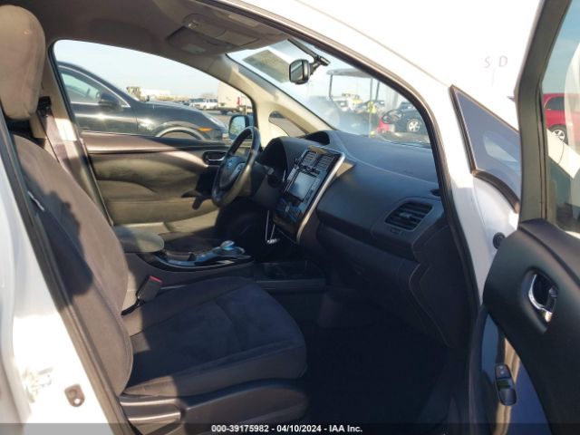 1N4AZ0CP2FC314135 Nissan LEAF SV
