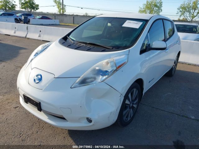 1N4AZ0CP2FC314135 Nissan LEAF SV