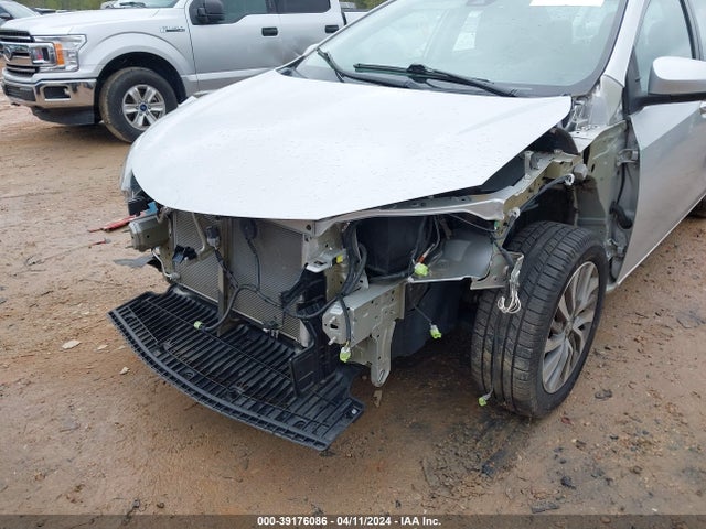 Toyota Corolla Xle 2018 5YFBURHE8JP825177 Image 6