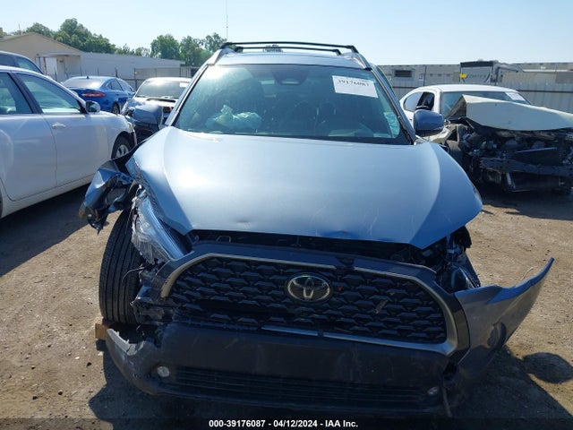 Toyota Corolla Cross Xle 2023 7MUDAAAG5PV054634 Image 13