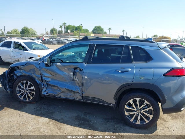 Toyota Corolla Cross Xle 2023 7MUDAAAG5PV054634 Image 15