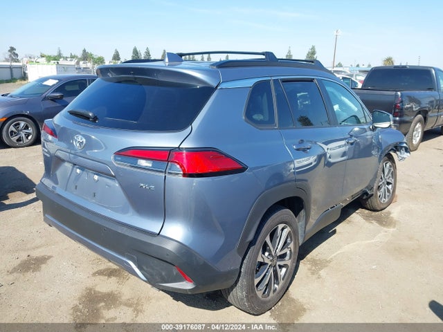 Toyota Corolla Cross Xle 2023 7MUDAAAG5PV054634 Image 4