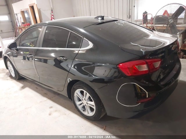 Chevrolet Cruze Lt Auto 2018 1G1BE5SM2J7235962 Image 3
