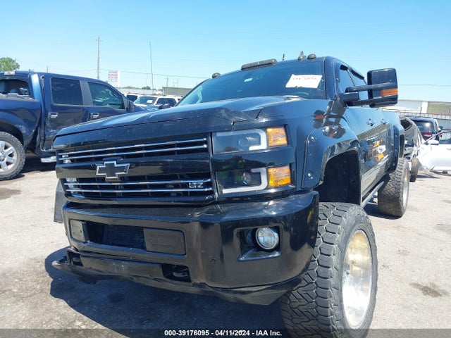 Chevrolet Silverado 2500hd Ltz 2015 1GC1KWE82FF640491 Image 2