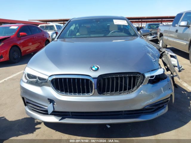 WBAJA9C55KB388733 BMW 530e Iperformance