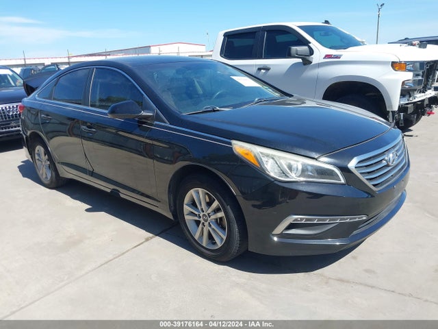 Hyundai SONATA SE 2015 5NPE24AF8FH185601 Image 1