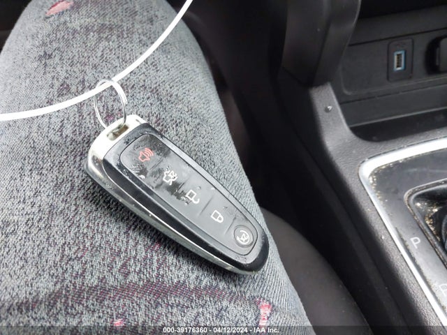Ford ESCAPE SE 2019 1FMCU9GD5KUA44811 Image 11