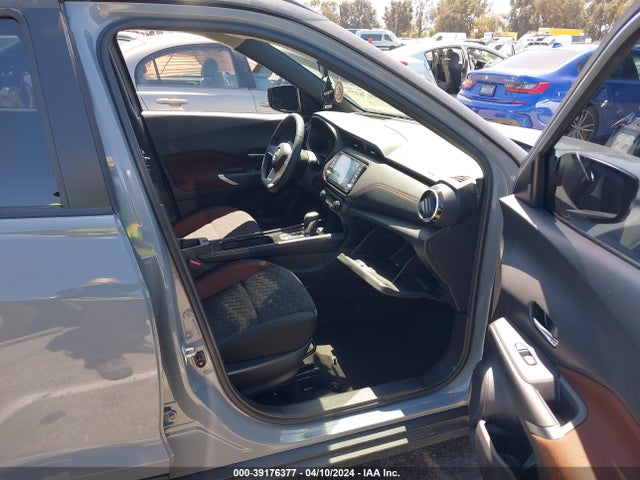 Nissan Kicks Sr Xtronic Cvt 2022 3N1CP5DV6NL511995 Image 5