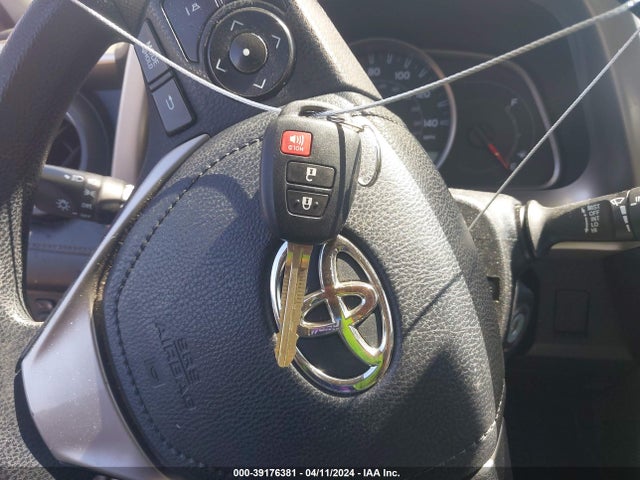Toyota Rav4 Xle 2014 JTMWFREV1ED027306 Image 11