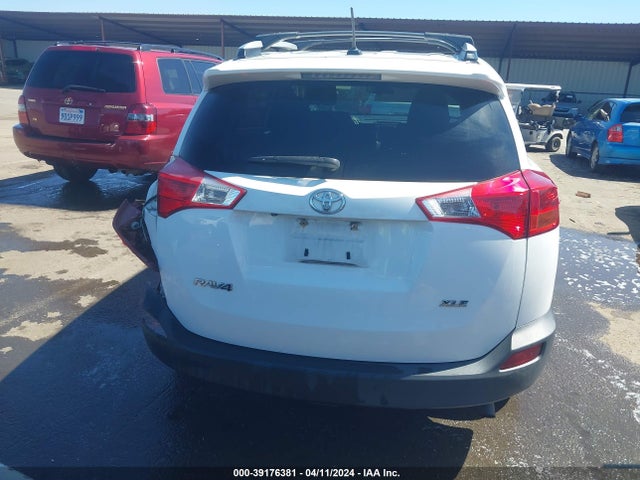 Toyota Rav4 Xle 2014 JTMWFREV1ED027306 Image 16