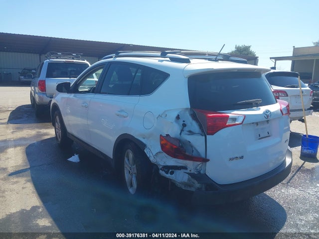 Toyota Rav4 Xle 2014 JTMWFREV1ED027306 Image 3