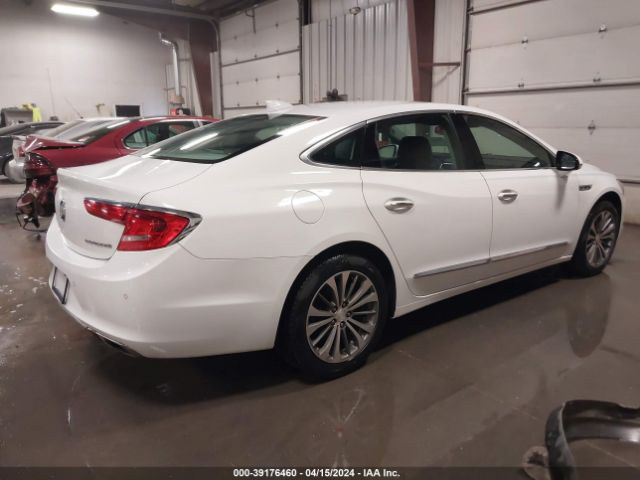 1G4ZP5SS7HU208343 Buick Lacrosse Essence