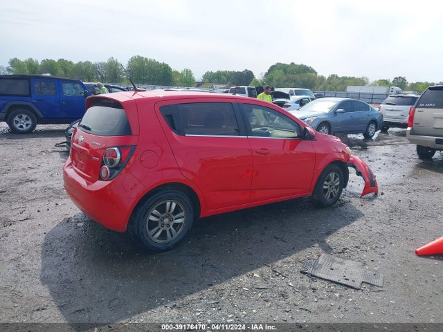 1G1JD6SB6E4130125 Chevrolet Sonic Lt Manual