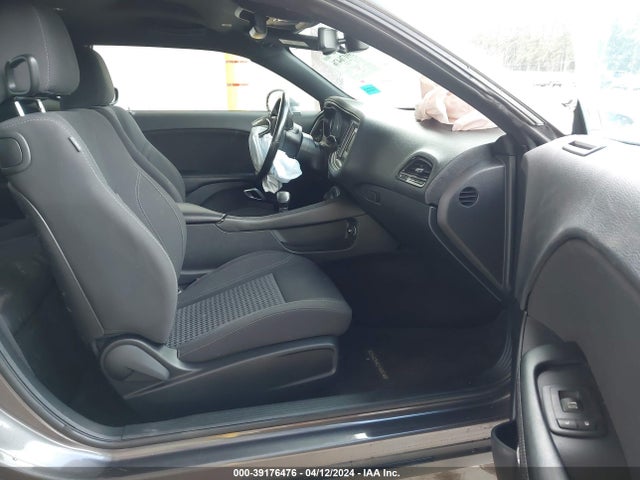Dodge Challenger Sxt 2017 2C3CDZAG1HH568657 Image 5