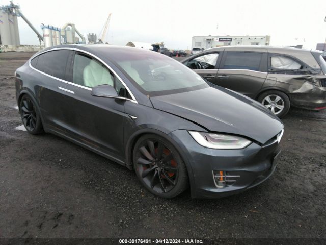 2020 Tesla Model X Long Range Dual Motor All-wheel Drive/long Range Plus Dual Motor All-wheel Drive მანქანა იყიდება აუქციონზე, vin: 5YJXCBE24LF236832, აუქციონის ნომერი: 39176491