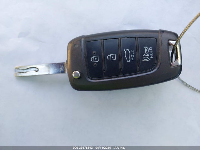 Hyundai ACCENT SE 2018 3KPC24A38JE030198 Image 11