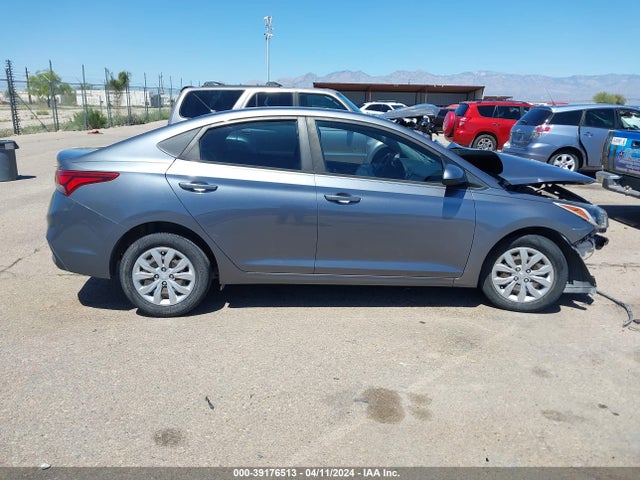Hyundai ACCENT SE 2018 3KPC24A38JE030198 Image 14