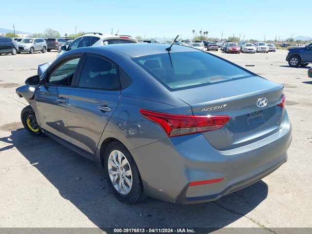 Hyundai ACCENT SE 2018 3KPC24A38JE030198 Image 3