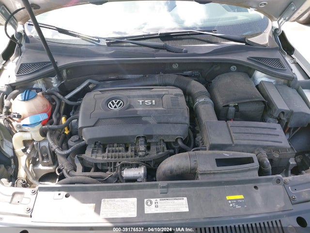 1VWAT7A32FC086932 Volkswagen Passat 1.8t Limited Edition