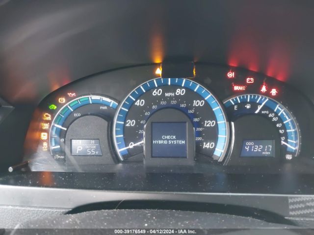 4T1BD1FK8EU135640 Toyota Camry Hybrid Le
